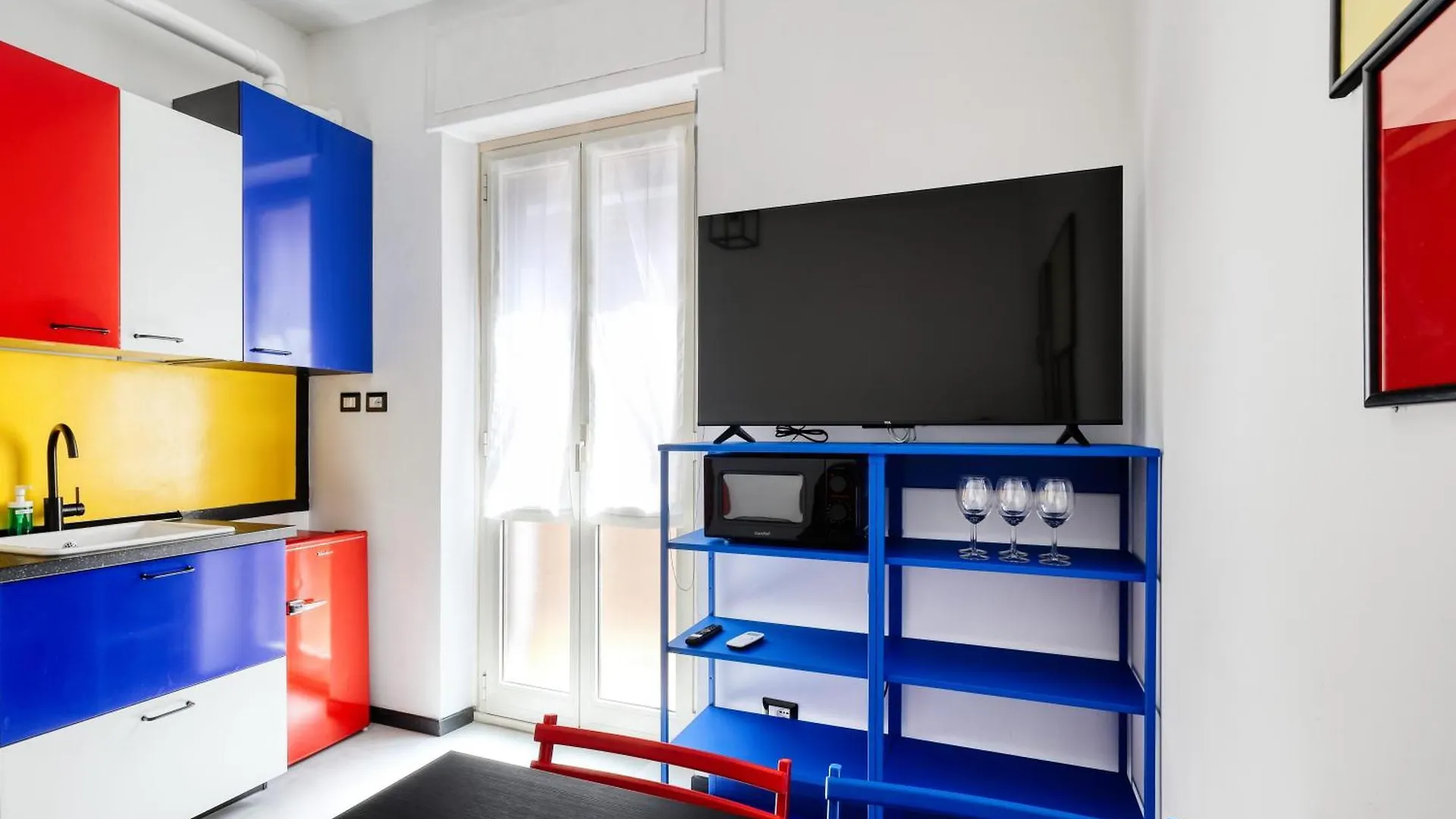 Casa Mondrian Daire Milano 0*,